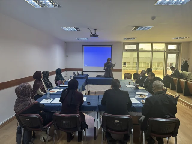 Eğitim ve Popüler Kültürde Gizli Tehlike: Ön Yargı Güz Okulu Başladı