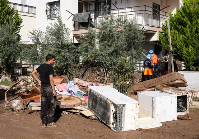 Foça'da sel felaketi sonrası yaralar nasıl sarılıyor?
