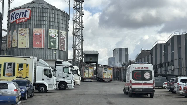 Edirne'de Fabrika Yangını Paniğe Neden Oldu