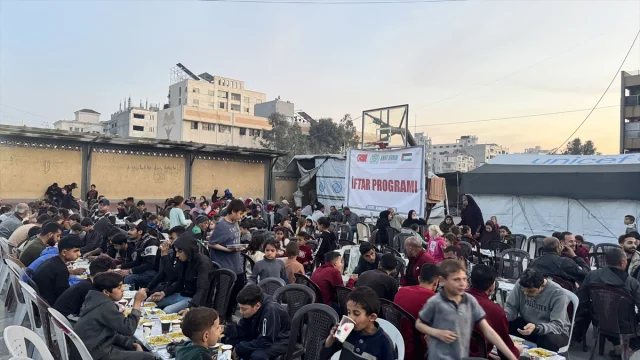 Umut Kervanı Vakfı'ndan Gazze'ye Dev Yardım Destekleri