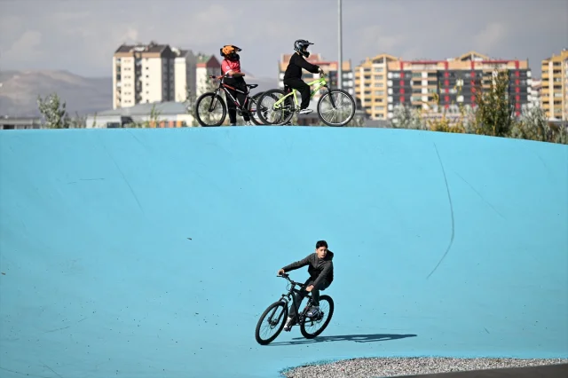 Kayseri'de BMX ve Bisiklet Tutkunları İçin Yeni Merkez