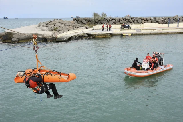 Samsun'da Gerçekçi Deprem Tatbikatı Nefes Kesti