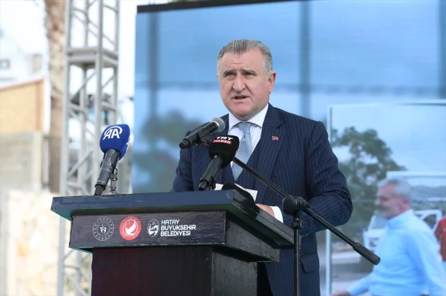 Bakan Bak'ın Hatay Ziyareti Gençleri Heyecanlandırdı