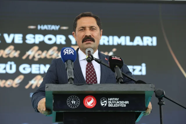 Bakan Bak'ın Hatay Ziyareti Gençleri Heyecanlandırdı