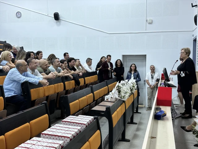 Doktorlar 25 Yıl Sonra Akdeniz Üniversitesi'nde Yeniden Buluştu