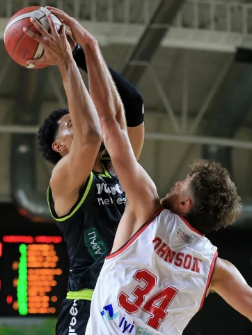 Basketbol Süper Ligi'nde Heyecan: Glint Manisa Evinde Zafer Kazandı