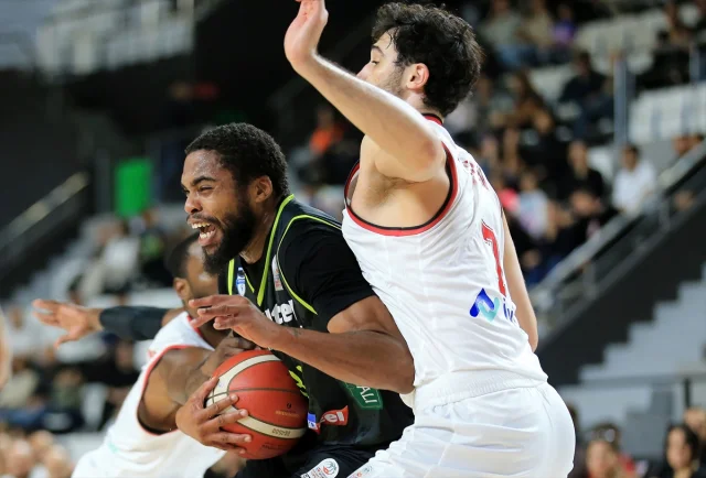 Basketbol Süper Ligi'nde Heyecan: Glint Manisa Evinde Zafer Kazandı