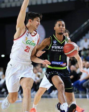 Basketbol Süper Ligi'nde Heyecan: Glint Manisa Evinde Zafer Kazandı