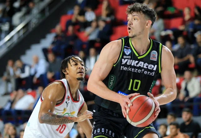 Basketbol Süper Ligi'nde Heyecan: Glint Manisa Evinde Zafer Kazandı