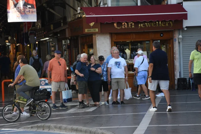 MS Nieuw Statendam Kruvaziyeri Marmaris'te Turist Akınına Sebep Oldu
