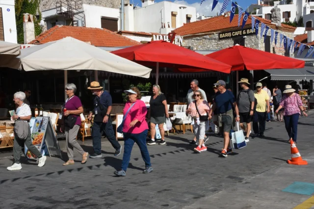 MS Nieuw Statendam Kruvaziyeri Marmaris'te Turist Akınına Sebep Oldu