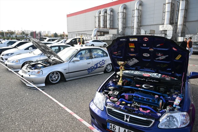 Gaziantep'teki Araç Modifiye Tutkunları Bu Festivalde Buluştu