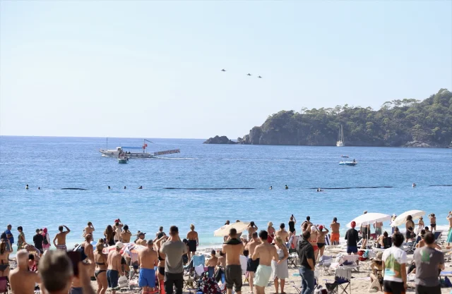 Fethiye'de F-16 Gösterisi Nefesleri Kesti