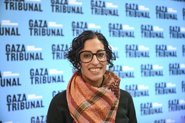 ABD'li Yahudi Akademisyen Finkelstein İsrail Eleştirileri Ne...