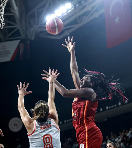 Galatasaray Kadın Basketbol Takımının Deplasmandaki Büyük Zaferi