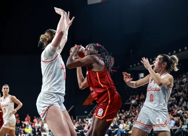 Galatasaray Kadın Basketbol Takımının Deplasmandaki Büyük Zaferi