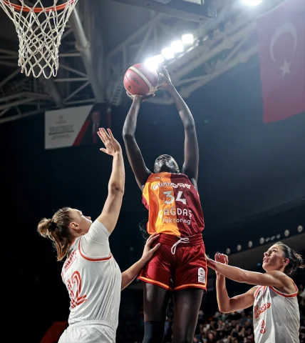 Galatasaray Kadın Basketbol Takımının Deplasmandaki Büyük Zaferi