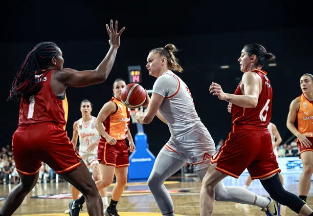 Galatasaray Kadın Basketbol Takımının Deplasmandaki Büyük Zaferi