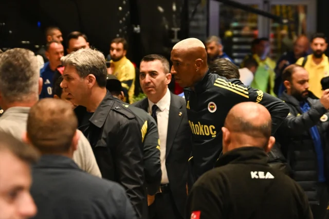 Fenerbahçe'nin Gaziantep Seferi: Şampiyonluk Yolunda Kritik Viraj