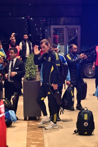 Fenerbahçe'nin Gaziantep Seferi: Şampiyonluk Yolunda Kritik Viraj