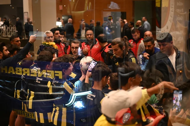 Fenerbahçe'nin Gaziantep Seferi: Şampiyonluk Yolunda Kritik Viraj