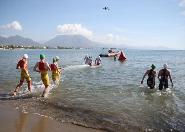Alanya Triatlon'unda Heyecanlı Final: Kazananlar ve Detaylar