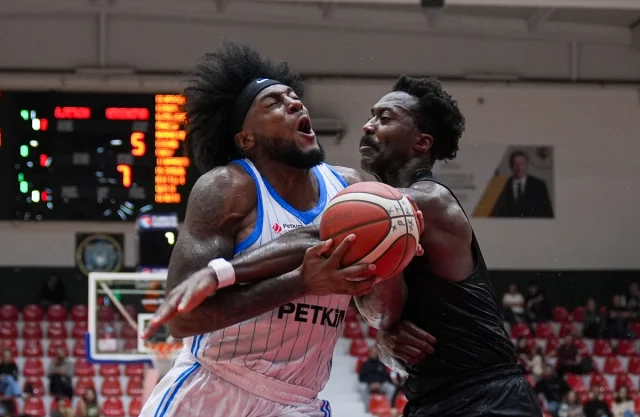 Türkiye Sigorta Basketbol Süper Ligi'nde Aliağa Petkimspor'un Nefes Kesen Zaferi