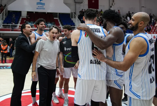 Türkiye Sigorta Basketbol Süper Ligi'nde Aliağa Petkimspor'un Nefes Kesen Zaferi