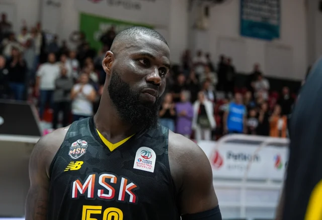 Türkiye Sigorta Basketbol Süper Ligi'nde Aliağa Petkimspor'un Nefes Kesen Zaferi