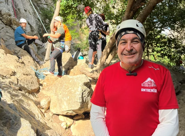 Antalya'da Kaya Tırmanışı Şenliği Coşkuyla Başladı