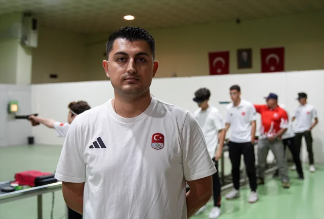İzmir'de Genç Atıcılar Olimpiyat Yolu Peşinde