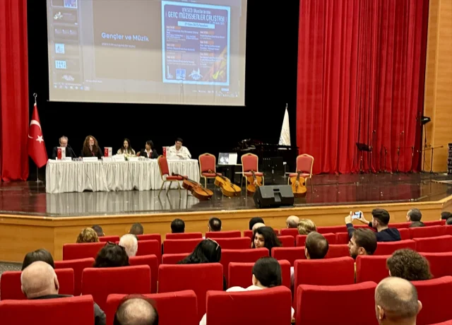 Kırşehir'de Dünya Genç Müzisyenleri Buluştu