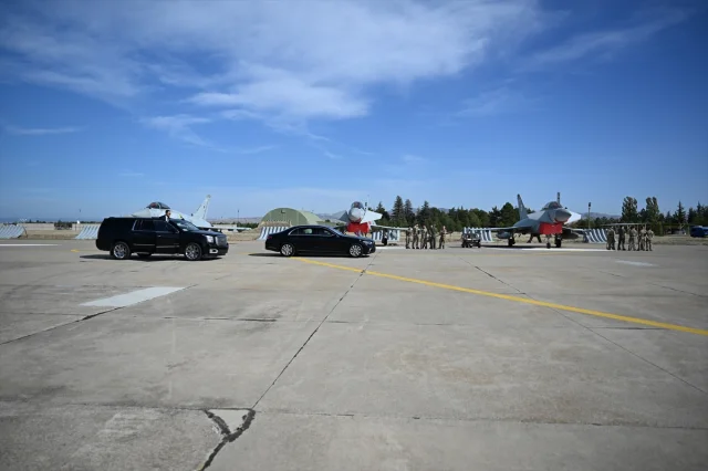 İngiltere Başbakanı Starmer'dan Türkiye'ye Sürpriz Ziyaret