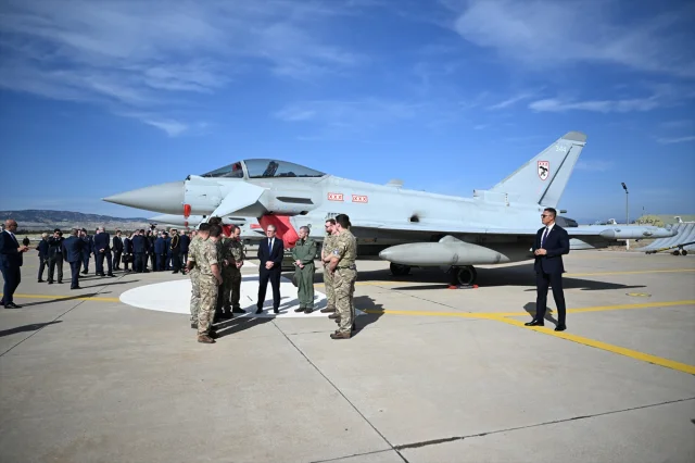 İngiltere Başbakanı Starmer'dan Türkiye'ye Sürpriz Ziyaret