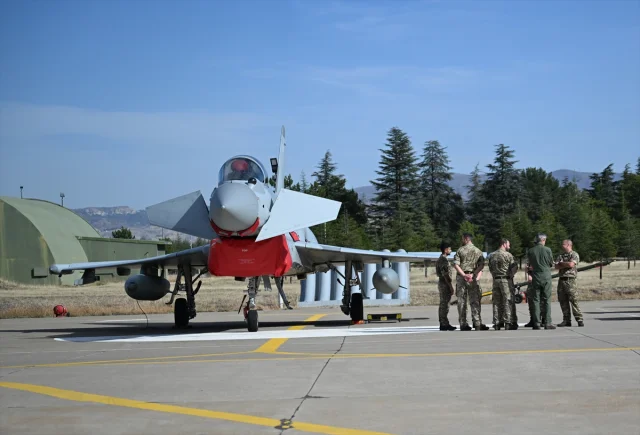 İngiltere Başbakanı Starmer'dan Türkiye'ye Sürpriz Ziyaret