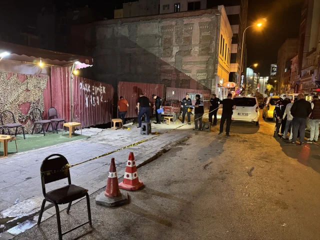 Adana'da Çay Ocağında Silahlı Dehşet: Şüphelilerden Biri Yakalandı