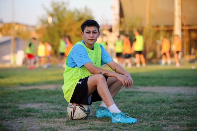 Adana'nın kadın futbol devi Süper Lig yolunda iddialı