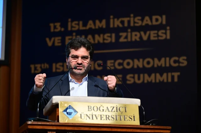 İslam İktisadı Zirvesinde Dikkat Çeken Sözler: Adil Ekonomi Mümkün mü?
