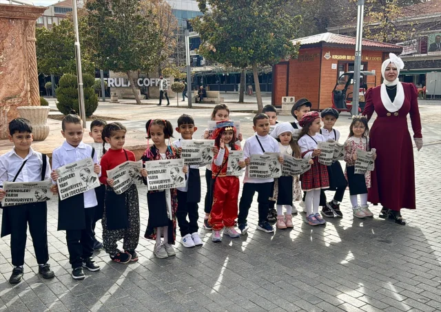 Kırşehir'de Küçük Tarihçiler Cumhuriyet'i Yeniden Yaşattı!