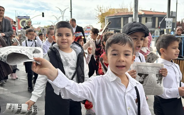 Kırşehir'de Küçük Tarihçiler Cumhuriyet'i Yeniden Yaşattı!