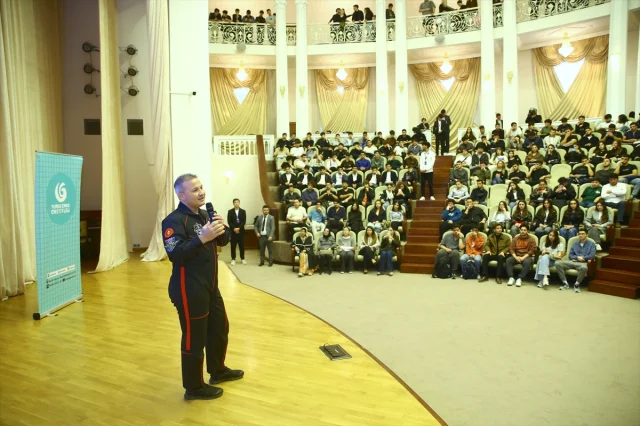 Alper Gezeravcı Azerbaycan'da Uzay Vizyonunu Anlattı