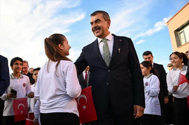 Gümüşdere Okulları Açıldı: Bakan Tekin'den Önemli Vurgular