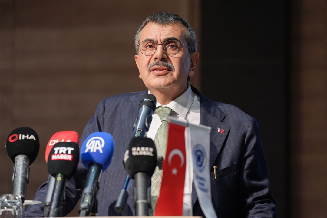 Bakan Yusuf Tekin'den Üniversitelerde Özgürlük Vurgusu