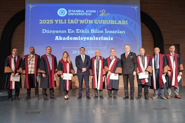 Bakan Yusuf Tekin'den Üniversitelerde Özgürlük Vurgusu