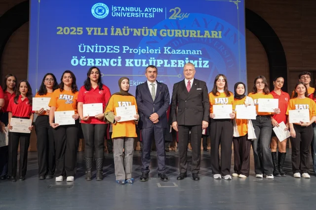 Bakan Yusuf Tekin'den Üniversitelerde Özgürlük Vurgusu