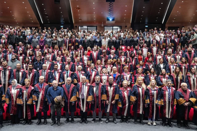 Bakan Yusuf Tekin'den Üniversitelerde Özgürlük Vurgusu