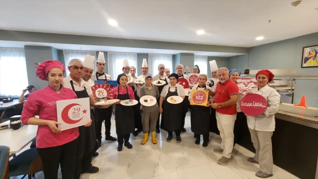 Cumhuriyet Bayramı'nda Antalya'da Tarihi Yemek Şöleni