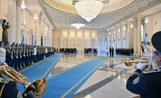 Kazakistan ve Finlandiya Ukrayna'da Barış İçin El Ele