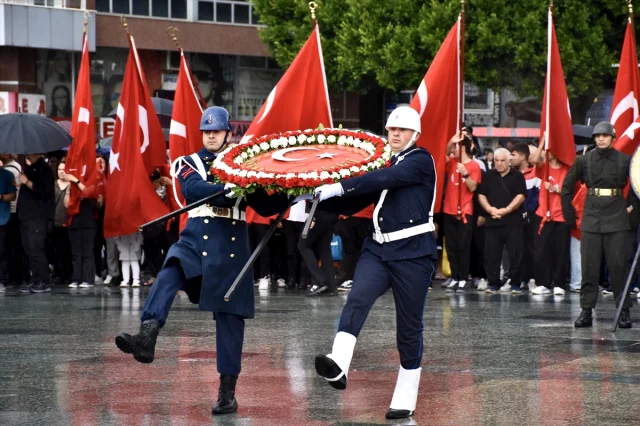 29 Ekim Kutlamaları Antalya ve Çevresinde Coşkuyla Gerçekleşti