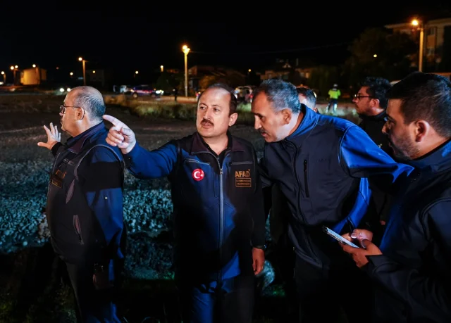 Balıkesir'de Deprem Sonrası Hızlı Müdahale Nasıl Gerçekleşti